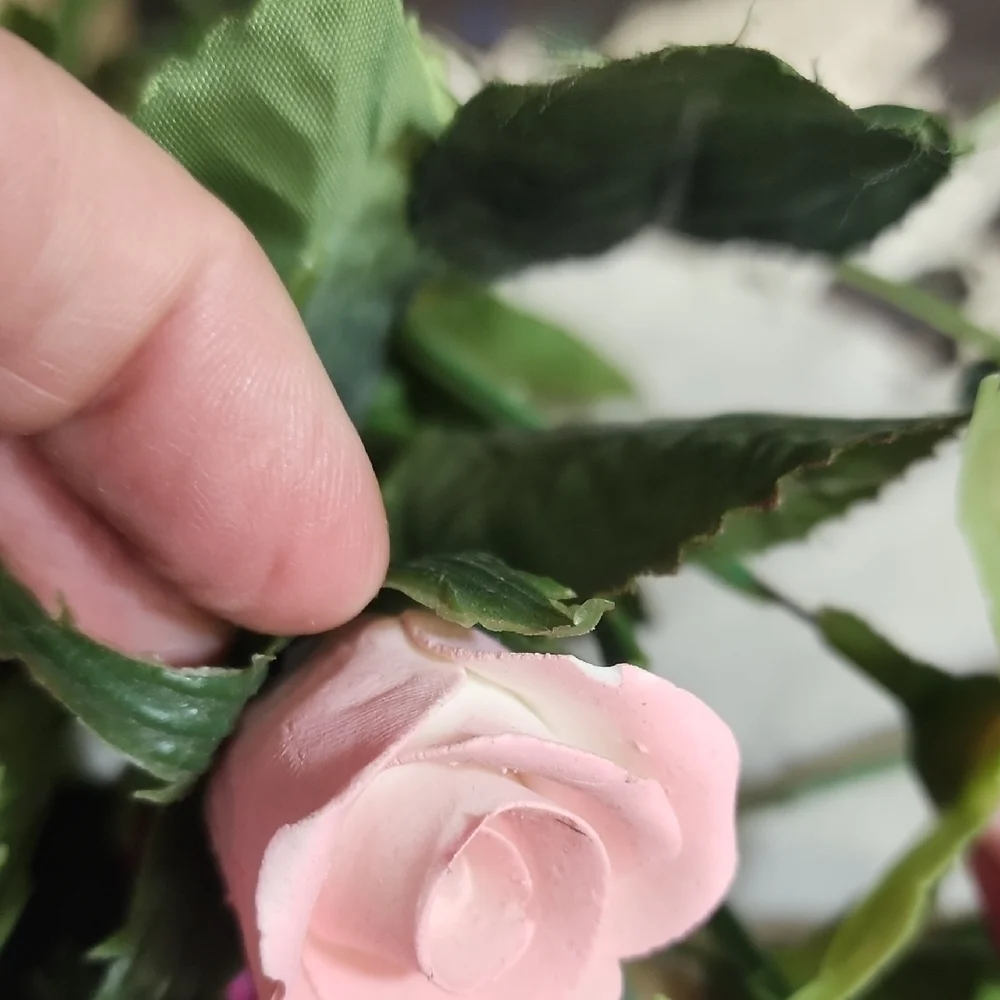 Vtg Porcelain Floral Arrangement with Pink and White Roses